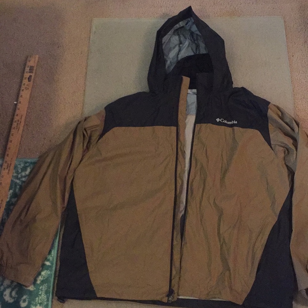 Columbia Zip-Up Windbreaker, Black and Tan